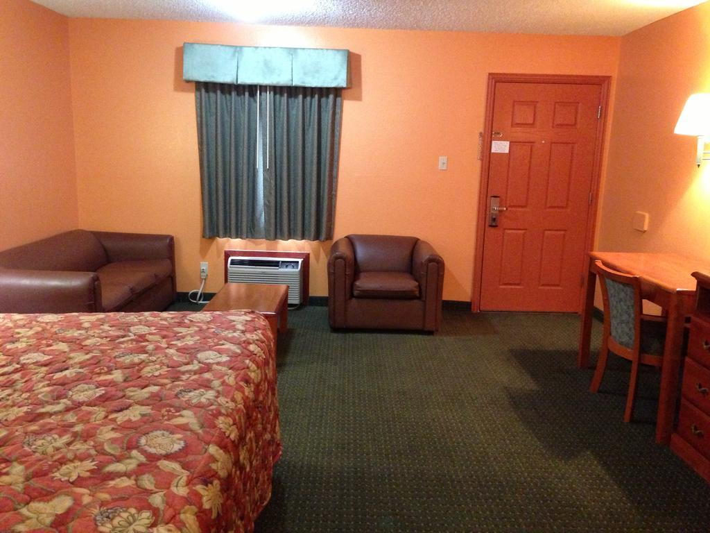 American Inn Cleburne Extérieur photo